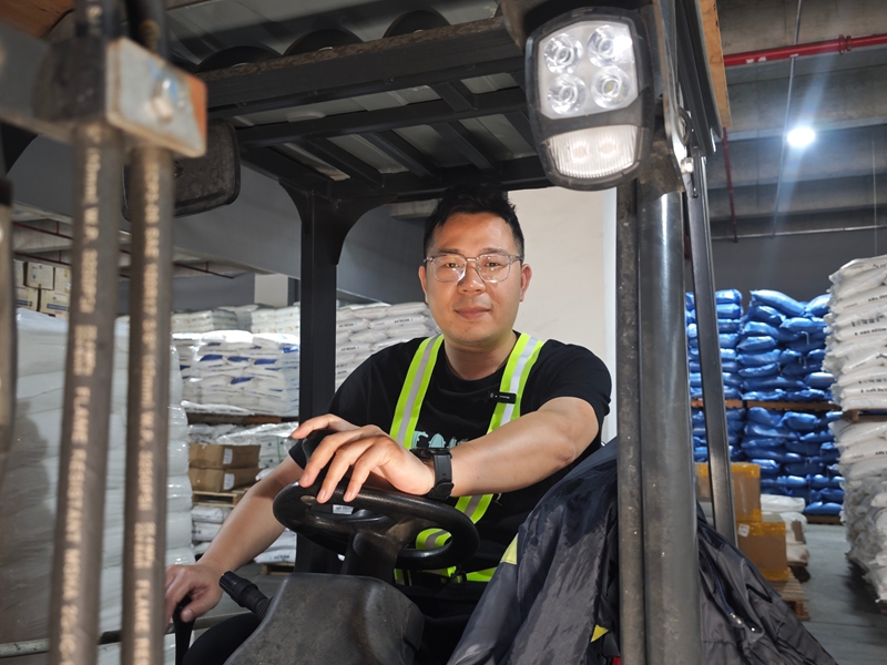 智慧海外仓成跨境电商高质量发展新引擎